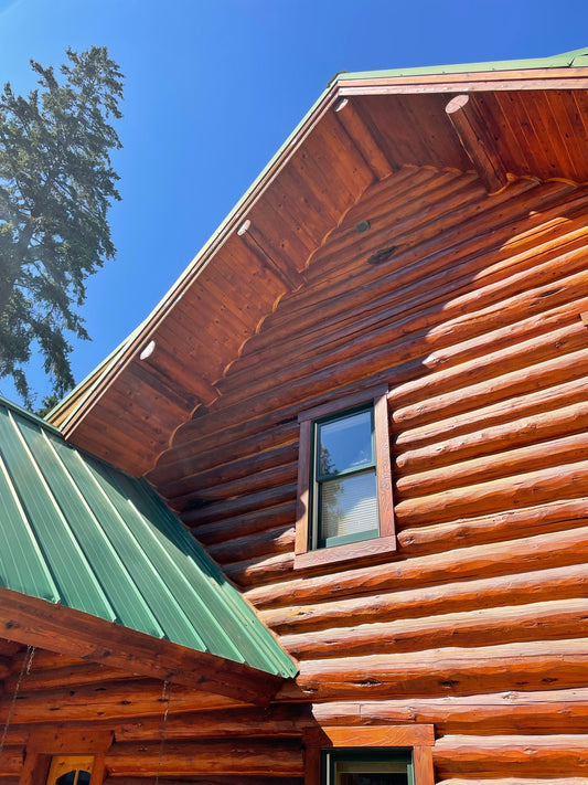 STAINING WITH LOVITTS EMERALD GOLD LOG HOME STAIN