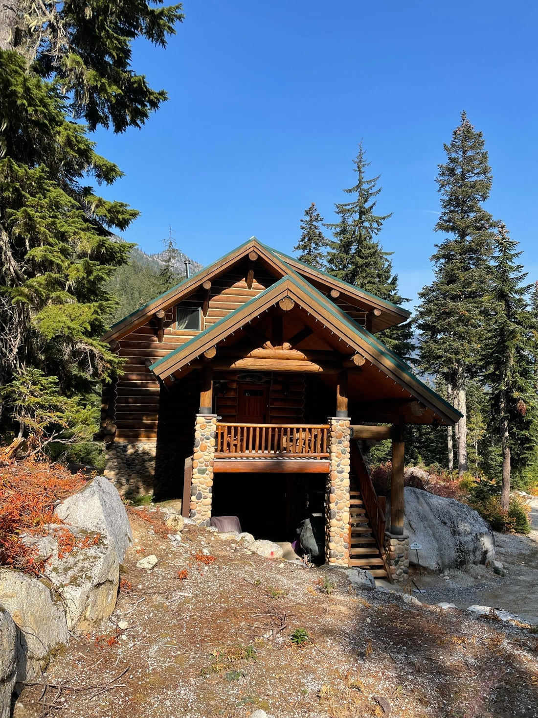 How to Prepare your Log Cabin in the Mountains for Winter